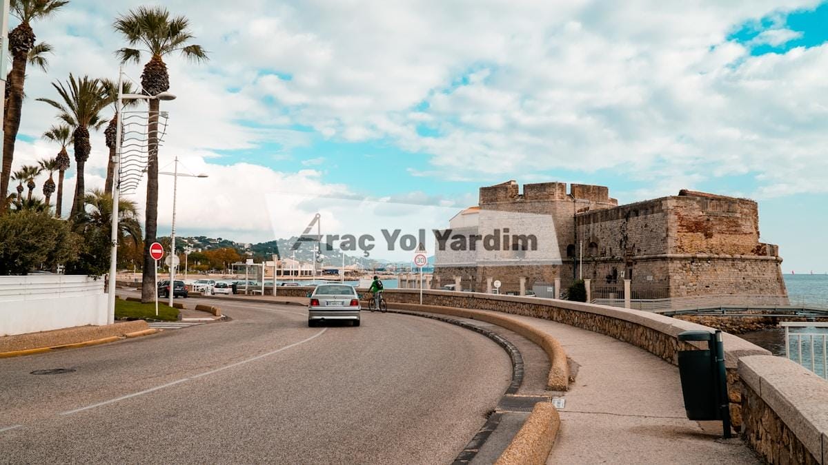 2026 Avrupa’nın En İyi 10 Yol Rotası: Trafik İpuçları 2 Avrupa yol rotaları