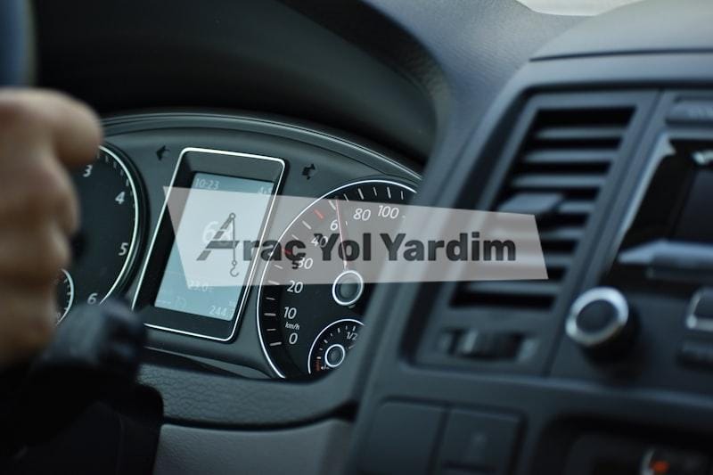 2026 Model Araçlarda Yeni Nesil Yol Yardım Sistemleri Rehberi 2 2026 model araçlarda yeni nesil yol yardım sistemleri gösterge paneli