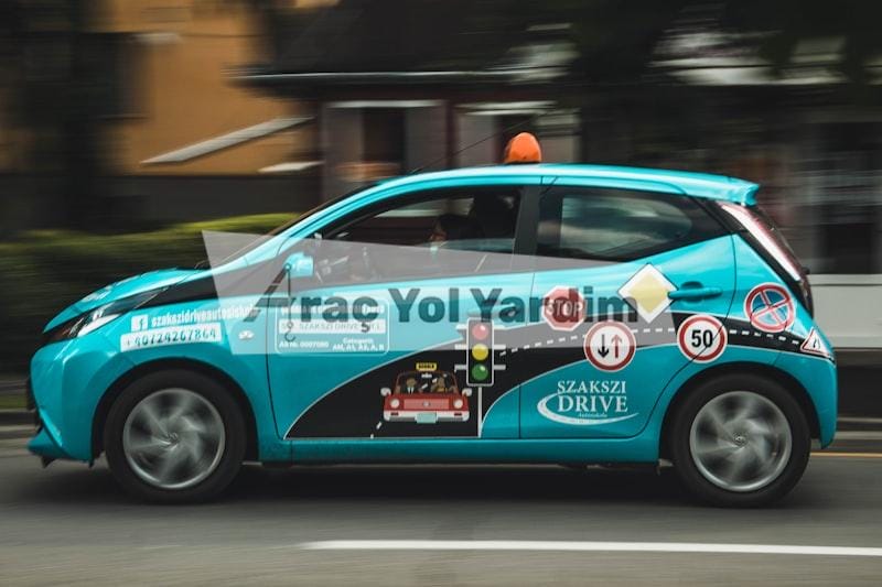 Yol Yardımda Yapay Zeka Devrimi: 2026 Trendleri 2 Yapay zeka ile geleceğin yol yardım hizmetleri