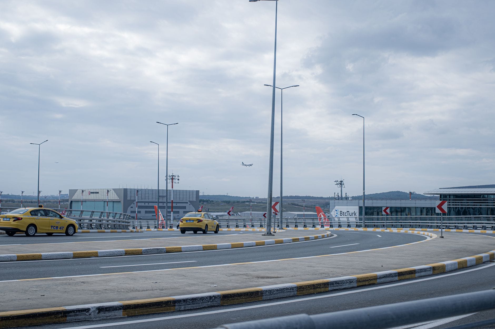 Küçükçekmece İstanbul Havalimanı transfer 2026 – Küçükçekmece’den İstanbul Havalimanı’na En Hızlı Transfer 2026