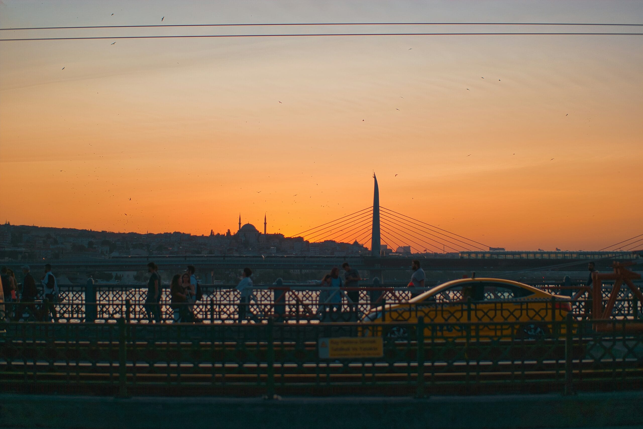 Küçükçekmece'de Motosiklet Kurye Hizmeti: En Hızlı Firmalar 2026 1 motosiklet kurye hizmeti